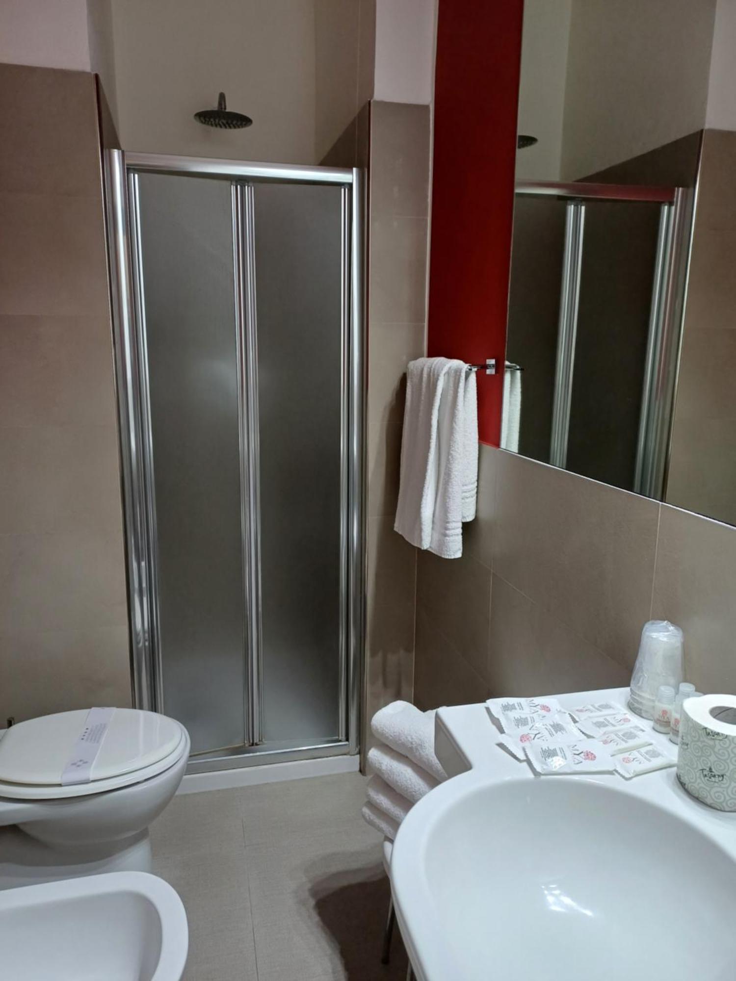 Hotel Mennini Milano Esterno foto