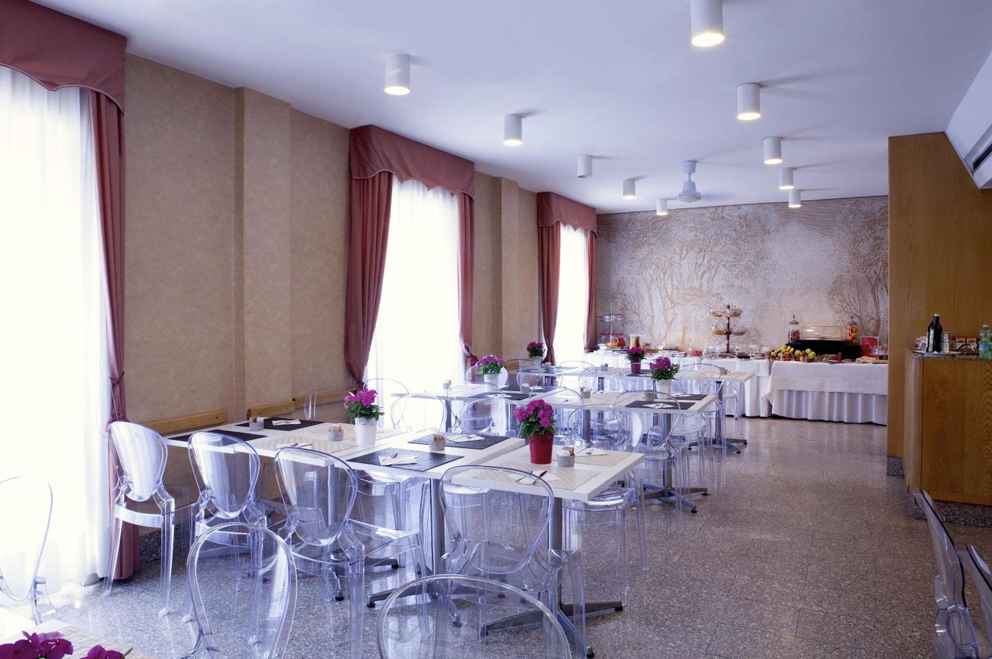Hotel Mennini Milano Esterno foto