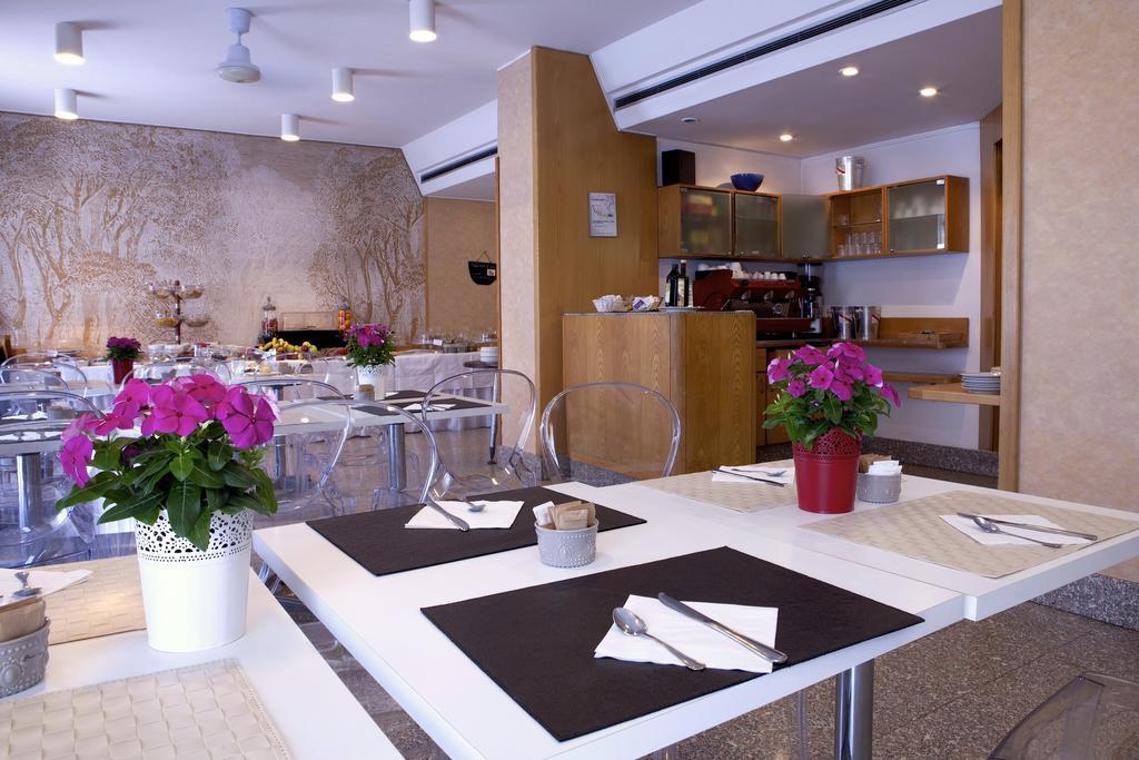 Hotel Mennini Milano Esterno foto